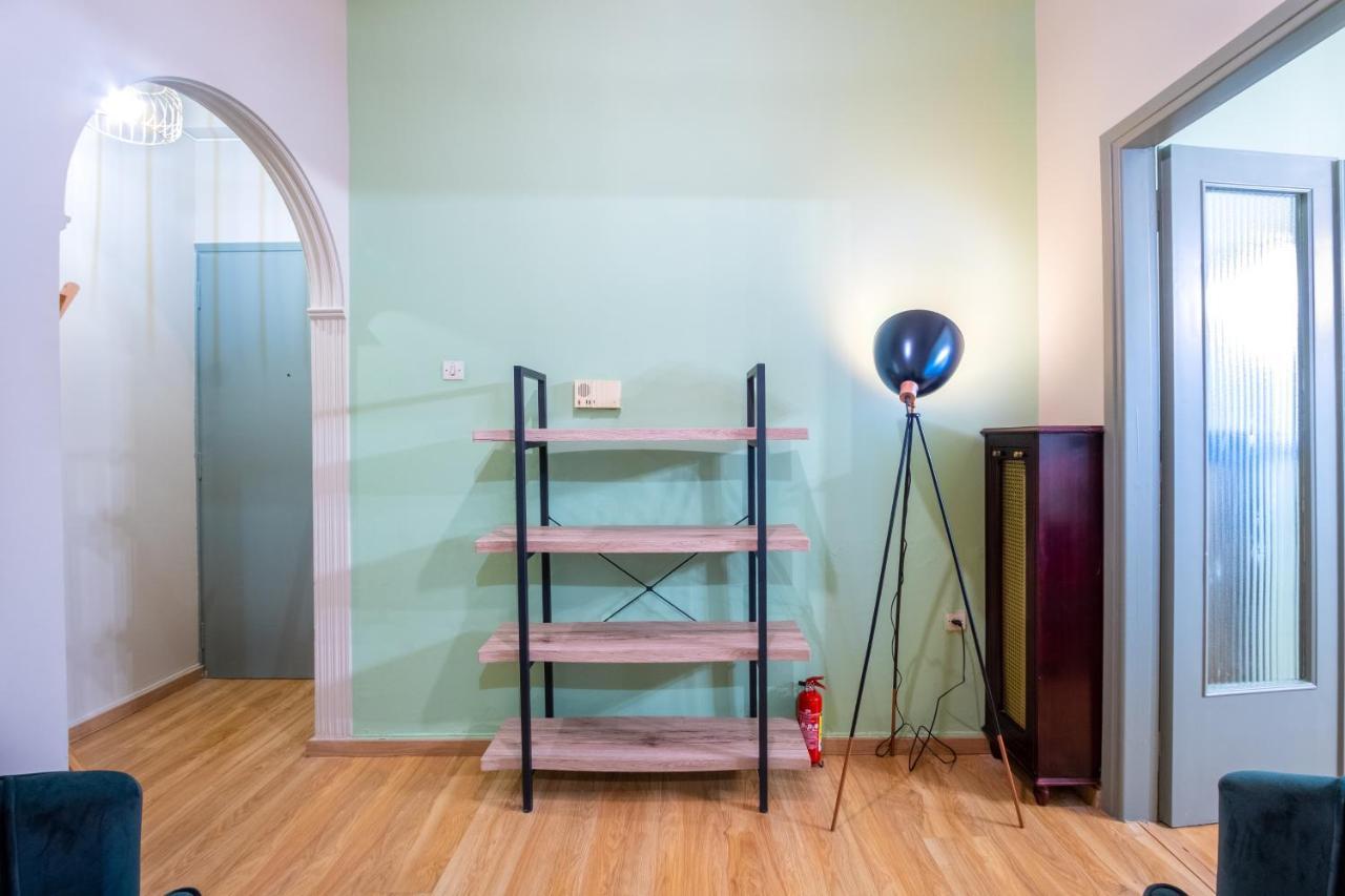 Apartament Vintage House Near Downtown Ateny Zewnętrze zdjęcie